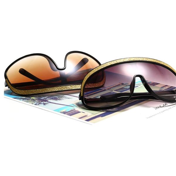 sunglasses plastic one-piece retro model po male and famale fashion sun glasses anti-uv protectiv, White;black
sunglasses plastic one-piece retro model po male and famale fashion sun glasses anti-uv protectiv, White;black