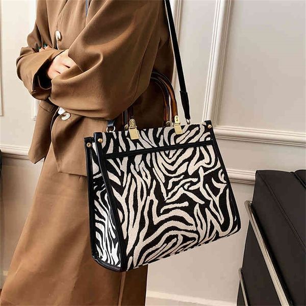 85% off shop for sale tote bag women's autumn new fashion hand canvas large capacity one shoulder messenger bag
85% off shop for sale tote bag women's autumn new fashion hand canvas large capacity one shoulder messenger bag