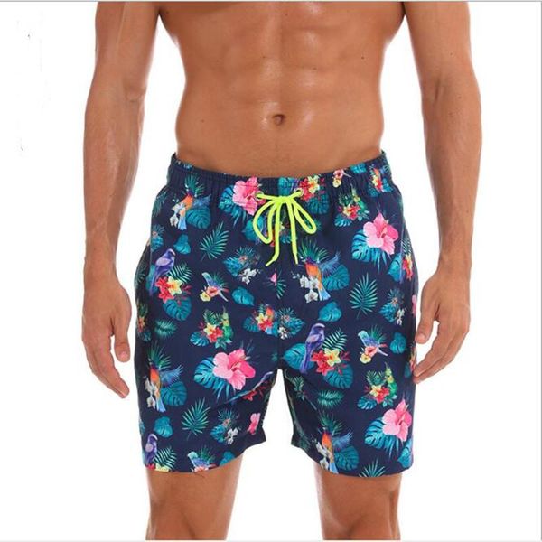 summer's men's beach casual shorts loose-fitting quick-drying fashion, White;black 
summer's men's beach casual shorts loose-fitting quick-drying fashion, White;black