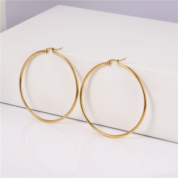 design jewelry fashionable stainless steel and earrings are versatile accessories for clothing, Golden
design jewelry fashionable stainless steel and earrings are versatile accessories for clothing, Golden
