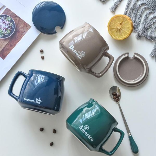 mugs copo de cerâmica com tampa colher personalidade tendência criativa homem e mulher beber casa chá caneca café conjunto copos
mugs copo de cerâmica com tampa colher personalidade tendência criativa homem e mulher beber casa chá caneca café conjunto copos