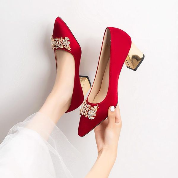 dress shoes novel2021 wedding children's bride's style red xiu he's high heeled not tired feet in winter, Black
dress shoes novel2021 wedding children's bride's style red xiu he's high heeled not tired feet in winter, Black