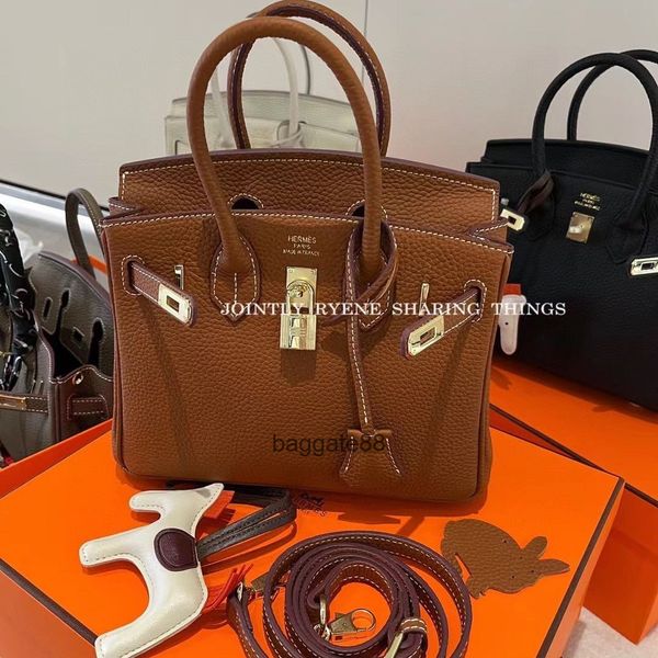designer bag bags fashion cowhide birkins 30cm portable messenger women's bag classic 2022 hermez handbags leather brown kz24
designer bag bags fashion cowhide birkins 30cm portable messenger women's bag classic 2022 hermez handbags leather brown kz24
