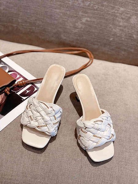 woman slippers ladies sandals summer fashion slip high heel luxury casual women's leather beach shoes flip flops for women slipper 2201, Black 
woman slippers ladies sandals summer fashion slip high heel luxury casual women's leather beach shoes flip flops for women slipper 2201, Black