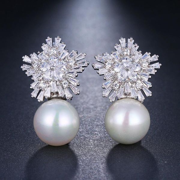 dangle & chandelier retro silver color snowflake zircon stud earrings for women luxury big pearl earring trendy female jewelry wedding acces
dangle & chandelier retro silver color snowflake zircon stud earrings for women luxury big pearl earring trendy female jewelry wedding acces