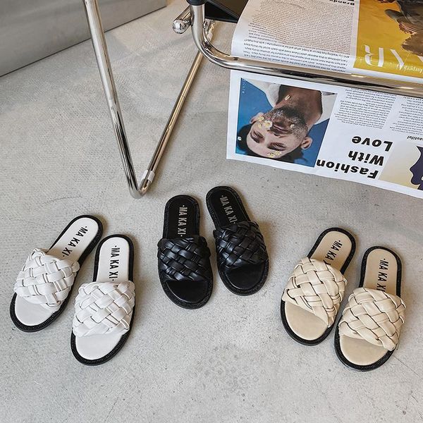 flat shoes female woman's slippers glitter slides fashion rubber flip flops low 2021 soft jelly luxury hawaiian crystal fabric r, Black
flat shoes female woman's slippers glitter slides fashion rubber flip flops low 2021 soft jelly luxury hawaiian crystal fabric r, Black