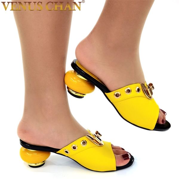 yellow color est italian shoes without matching bags pu leather comfortable pumps wholesales good price for bag 210901, Black
yellow color est italian shoes without matching bags pu leather comfortable pumps wholesales good price for bag 210901, Black