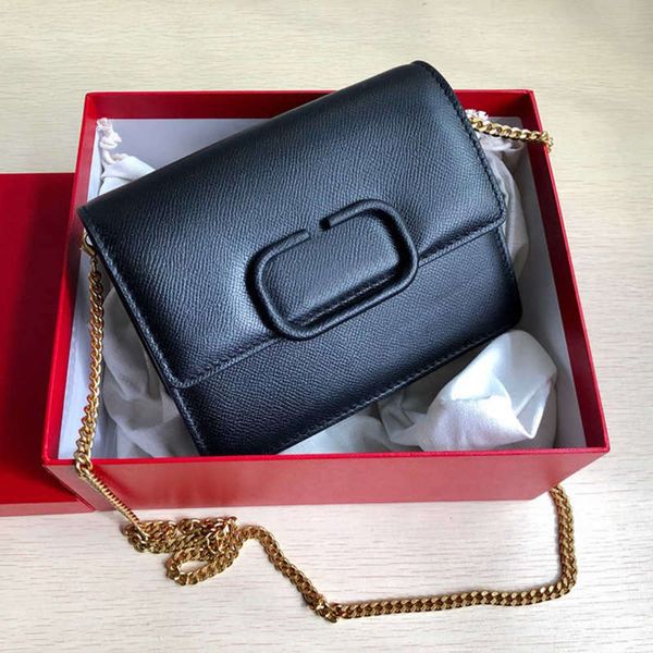 7a+designers 2021 new style the chain bag 0069 palmprint cowhide removable shoulder straps double easy zipper pocket with small clip positio
7a+designers 2021 new style the chain bag 0069 palmprint cowhide removable shoulder straps double easy zipper pocket with small clip positio