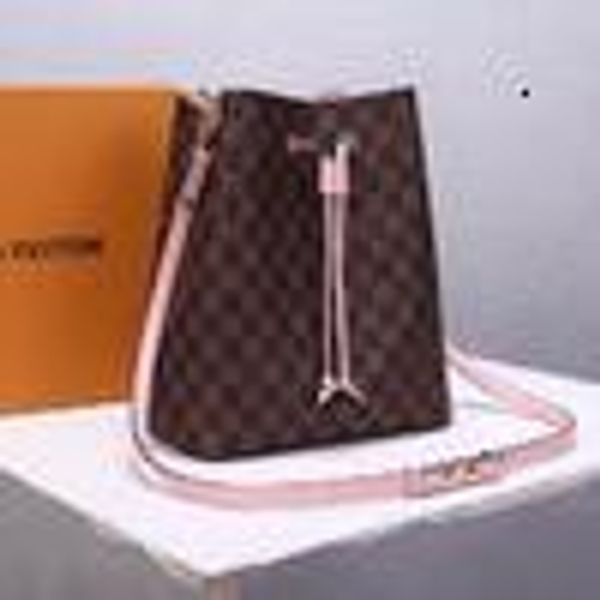 libobo6_1 4hu0 m40198 backpacks handbags iconic handles shoulder bags totes cross body bag clutches evening oxidized leather business, Red;black
libobo6_1 4hu0 m40198 backpacks handbags iconic handles shoulder bags totes cross body bag clutches evening oxidized leather business, Red;black