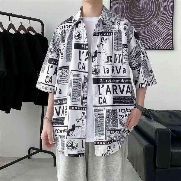 men's summer korean style short sleeve shirt fashion brand personalized newspaper 5-sleeve, White;black
men's summer korean style short sleeve shirt fashion brand personalized newspaper 5-sleeve, White;black