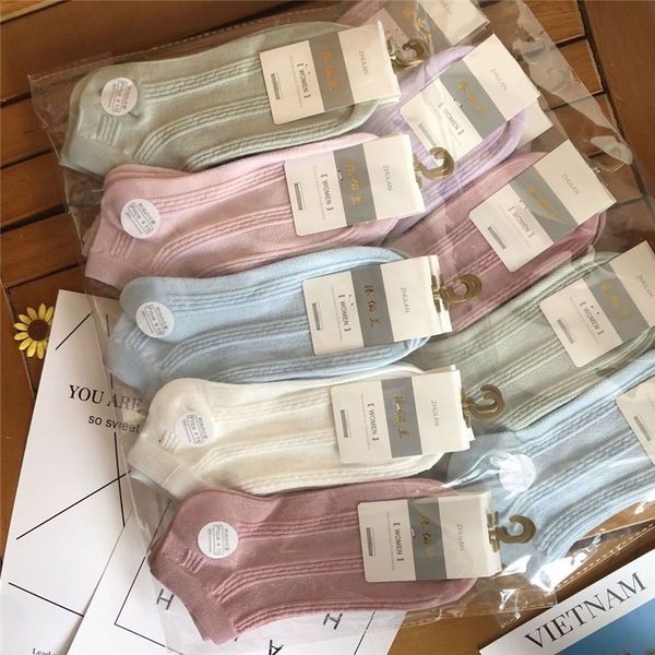 shi solid color men's thin are hosiery fashionable cotton and versatilefashionable and breathable sockswomen's light mouth cotton, Black;white 
shi solid color men's thin are hosiery fashionable cotton and versatilefashionable and breathable sockswomen's light mouth cotton, Black;white