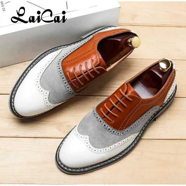 autumn and summer big large size 38-48 men's carving brogue leather shoes carved color matching business formal wear dress, Black
autumn and summer big large size 38-48 men's carving brogue leather shoes carved color matching business formal wear dress, Black