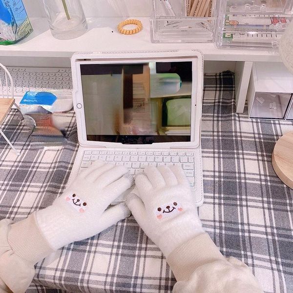 five fingers gloves 2021 winter mink knit women' embroidery cute split-finger touch screen to keep warm and cold in, Blue;gray
five fingers gloves 2021 winter mink knit women' embroidery cute split-finger touch screen to keep warm and cold in, Blue;gray