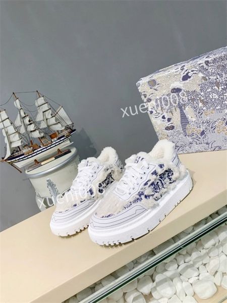 2021 classic fashion designers real leather casual white shoe men mens sneakers loafers lace up luxurys shoes women rx211109, Red;white
2021 classic fashion designers real leather casual white shoe men mens sneakers loafers lace up luxurys shoes women rx211109, Red;white