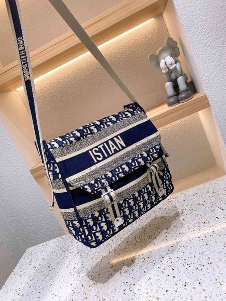 handbag designer handbags women luxurys designers bags 2021 deauville tote zhouzhoubao123 crossbody bag d embroidered retro pos
handbag designer handbags women luxurys designers bags 2021 deauville tote zhouzhoubao123 crossbody bag d embroidered retro pos