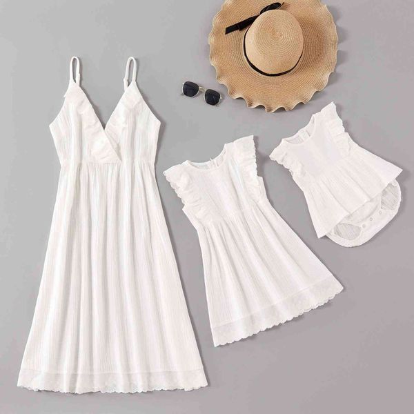 patpat summer mosaic mommy and me 100% cotton flounced lace tank dress sister romper matching outfits dresses 210517, Blue
patpat summer mosaic mommy and me 100% cotton flounced lace tank dress sister romper matching outfits dresses 210517, Blue