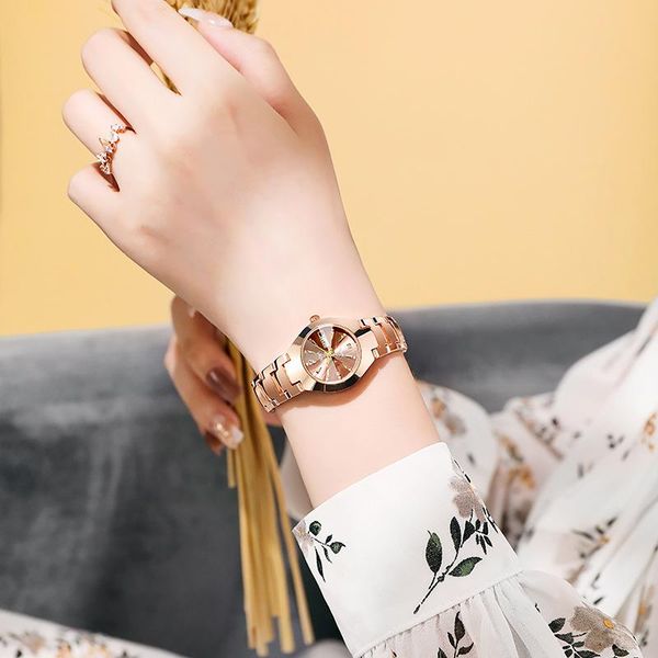 wristwatches dual calendar luminous bracelet watch fashion casual business belt quartz watches exquisite minimalist women's, Slivery;brown
wristwatches dual calendar luminous bracelet watch fashion casual business belt quartz watches exquisite minimalist women's, Slivery;brown