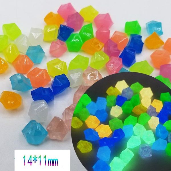 decorations 300pcs 14*11mm mini fish tank luminous rocks dark aquarium stones garden ornaments stone glow
decorations 300pcs 14*11mm mini fish tank luminous rocks dark aquarium stones garden ornaments stone glow