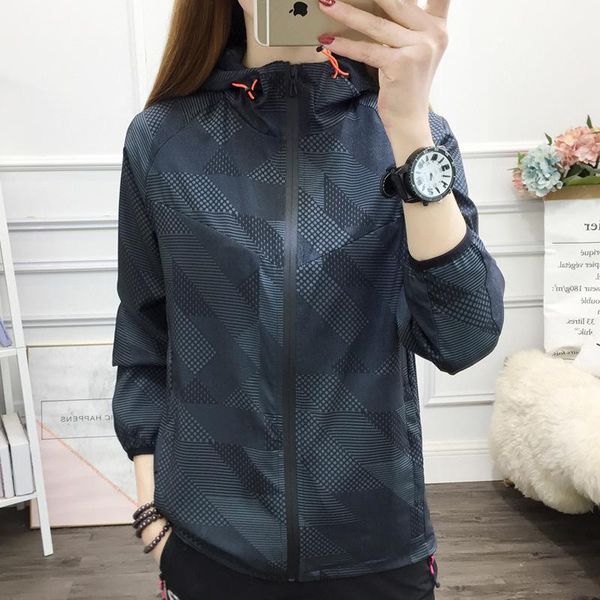 spring and summer sports windbreaker women's thin elastic hooded outdoor leisure sunscreen running fitness jacket jackets, Black;brown 
spring and summer sports windbreaker women's thin elastic hooded outdoor leisure sunscreen running fitness jacket jackets, Black;brown