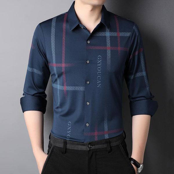 men's dress shirts 2021 spring and autumn men's long sleeve elastic plaid non constant shirt casual thin dad wear, White;black
men's dress shirts 2021 spring and autumn men's long sleeve elastic plaid non constant shirt casual thin dad wear, White;black