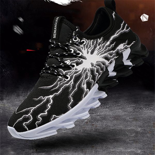 2021 low socks running shoes black moire multi camouflage surface thick-soled korean version men's fashion popcorn soft soles sports tr
2021 low socks running shoes black moire multi camouflage surface thick-soled korean version men's fashion popcorn soft soles sports tr