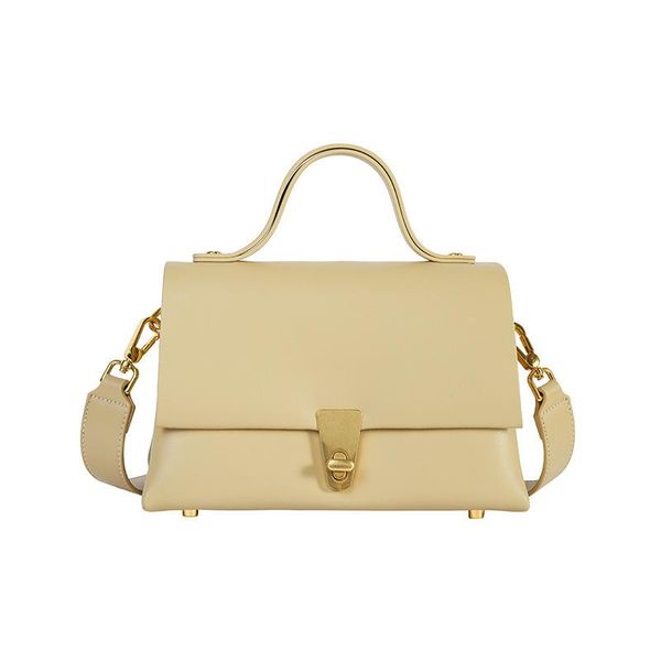 evening bags 2021 fashion shoulder women's portable niche design messenger lock luxury handbags women designer bolsa feminina
evening bags 2021 fashion shoulder women's portable niche design messenger lock luxury handbags women designer bolsa feminina