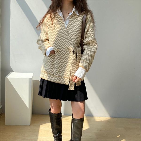 women's wool & blends autumn and winter casual striped v-neck long-sleeved belt decoration loose coat, Black
women's wool & blends autumn and winter casual striped v-neck long-sleeved belt decoration loose coat, Black