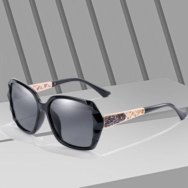 sunglasses women's with uv400 vintage square lenses female fashion mirror glasses, White;black
sunglasses women's with uv400 vintage square lenses female fashion mirror glasses, White;black