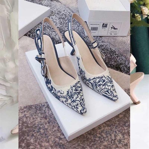 dress shoes spring and summer pointed toe women fashion ladies high heels embroidered baotou bow stiletto ribbon sandals, Black
dress shoes spring and summer pointed toe women fashion ladies high heels embroidered baotou bow stiletto ribbon sandals, Black