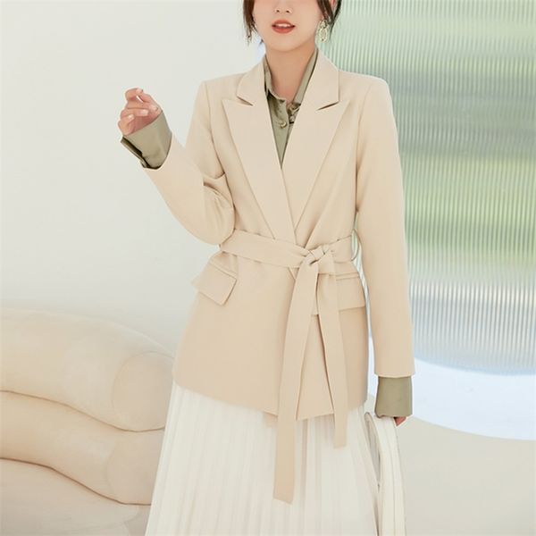 spring autumn office lady turn-down collar tie up blazer women elegant sash jacket fashion slim with bel 210430, White;black
spring autumn office lady turn-down collar tie up blazer women elegant sash jacket fashion slim with bel 210430, White;black