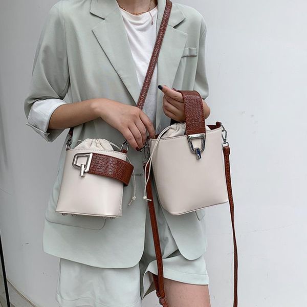 evening bags 2021 ladies elegant stone pattern tote bucket bag designer women pu leather handbag lock shoulder messenger
evening bags 2021 ladies elegant stone pattern tote bucket bag designer women pu leather handbag lock shoulder messenger