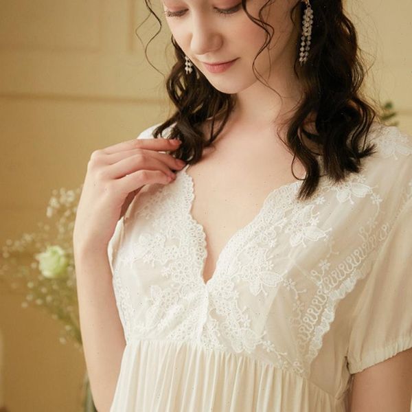 homewear sleeping gown dress womens sleepwears short sleeved cotton nightdress summer retro princess lace v neck nightgown, Black;red
homewear sleeping gown dress womens sleepwears short sleeved cotton nightdress summer retro princess lace v neck nightgown, Black;red