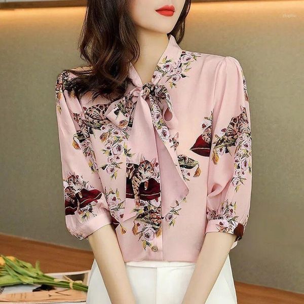 women's blouses & shirts summer fashion streamer bow collar shirt elegant women blouse office lady vintage pink floral print imitation, White
women's blouses & shirts summer fashion streamer bow collar shirt elegant women blouse office lady vintage pink floral print imitation, White