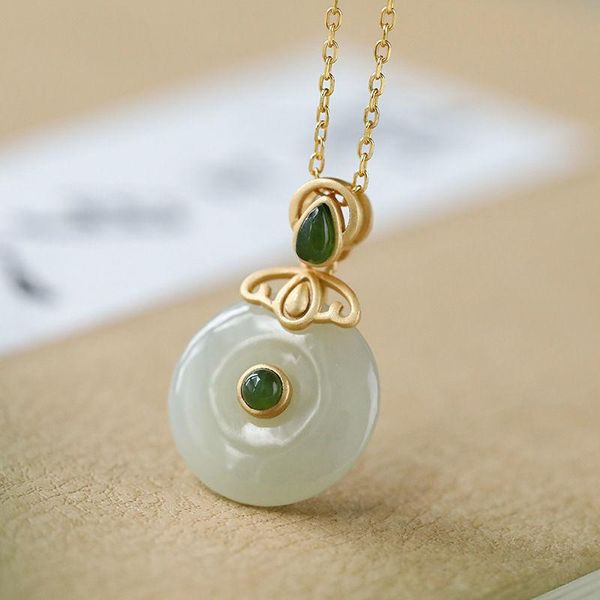 chains silver natural hetian white jade pendant necklace chinese style retro unique ancient gold craftsmanship women's brand jewelry
chains silver natural hetian white jade pendant necklace chinese style retro unique ancient gold craftsmanship women's brand jewelry