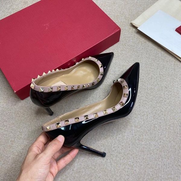 dress shoes 2021 ladies pointed toe wedding fashion italy brand v high heels women rivet pumps female thin, Black
dress shoes 2021 ladies pointed toe wedding fashion italy brand v high heels women rivet pumps female thin, Black