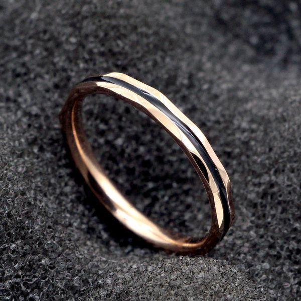 j3-109 personalized diamond shaped black drop glue rose gold with tail ring, Silver
j3-109 personalized diamond shaped black drop glue rose gold with tail ring, Silver