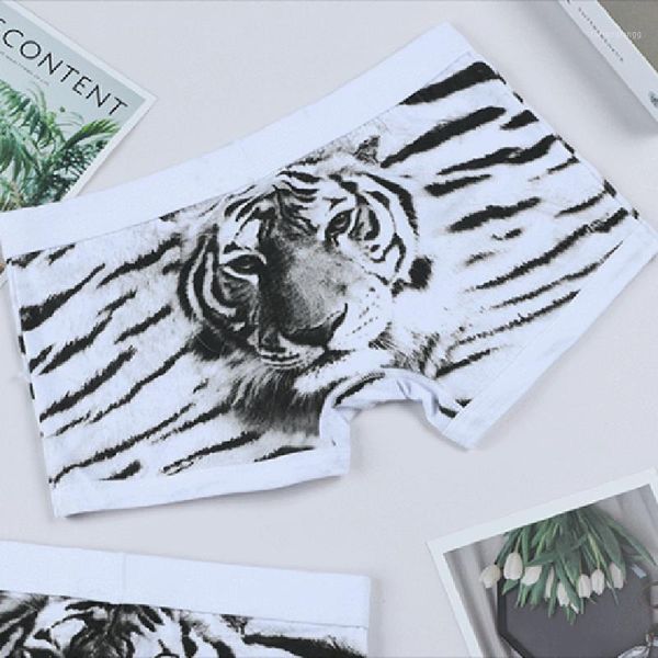 underpants combed cotton men's underwear breathable shorts boxer, Black;white 
underpants combed cotton men's underwear breathable shorts boxer, Black;white