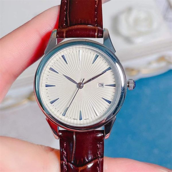 34mm watch lady's quartz battery 316l stainless with real leather gold silver luxury women watches y11162, Slivery;brown
34mm watch lady's quartz battery 316l stainless with real leather gold silver luxury women watches y11162, Slivery;brown