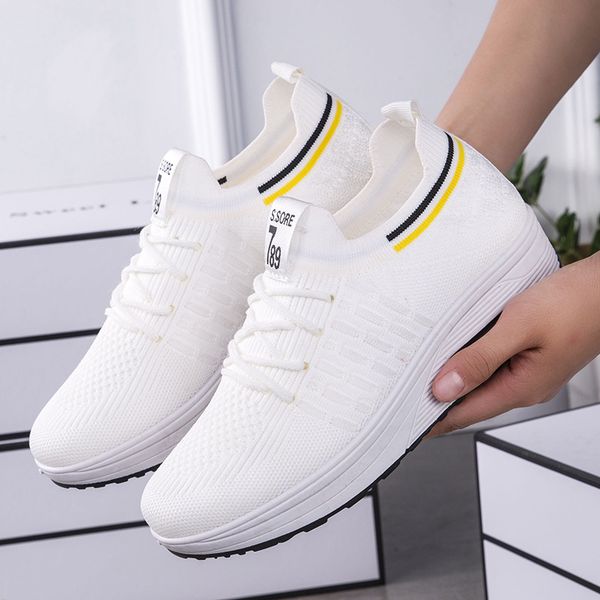 women's shoes 2021 autumn new breathable flying woven fashion women's outdoor leisure sports
women's shoes 2021 autumn new breathable flying woven fashion women's outdoor leisure sports