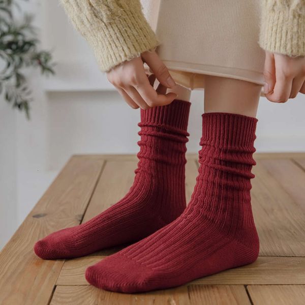 thickened winter autumn knitted middle double vertical strip thick, Black;white 
thickened winter autumn knitted middle double vertical strip thick, Black;white