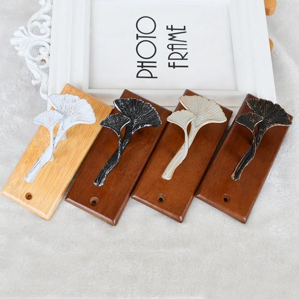2pc chinese style curtain holdback accessories buckle wall hooks metal holder window zinc alloy home decoration mounted other decor
2pc chinese style curtain holdback accessories buckle wall hooks metal holder window zinc alloy home decoration mounted other decor