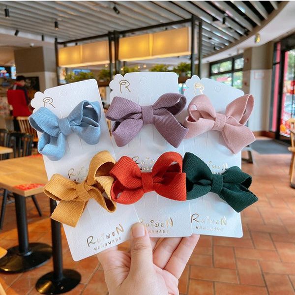 fashion hand-made grosgrain ribbon solid color hair bows alligator clips accessories for toddler girls kids, Slivery;white
fashion hand-made grosgrain ribbon solid color hair bows alligator clips accessories for toddler girls kids, Slivery;white
