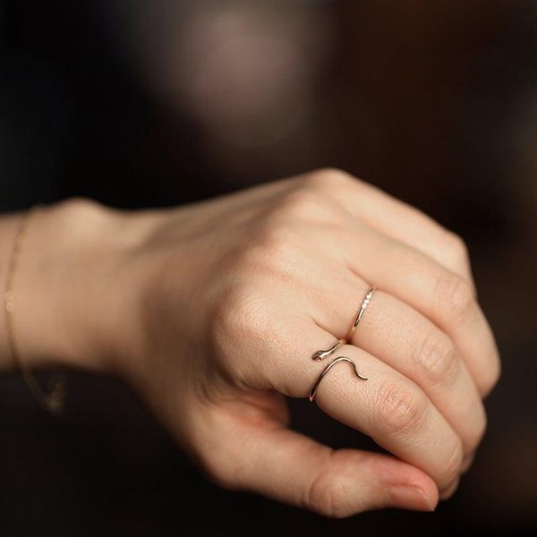 wedding rings 2021 style tiny animal warp snake with red green cz paved open band for women girl charm adjusted fashion jewelry, Slivery;golden
wedding rings 2021 style tiny animal warp snake with red green cz paved open band for women girl charm adjusted fashion jewelry, Slivery;golden