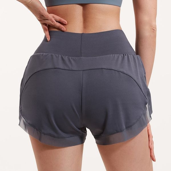 2021 new fake two piece sports shorts women's spring and summer loose double layer anti light fitness pants mesh yoga shorts, Black;white
2021 new fake two piece sports shorts women's spring and summer loose double layer anti light fitness pants mesh yoga shorts, Black;white