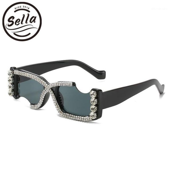 sunglasses sella 2021 men women vintage fashion small frame tint lens crystal decoration funny gap baroque glasses eyewear, White;black
sunglasses sella 2021 men women vintage fashion small frame tint lens crystal decoration funny gap baroque glasses eyewear, White;black