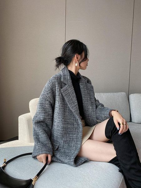 net red plaid gold mink fabric suit coat women's korean loose chic leisure medium long thickened winter suits & blazers, White;black
net red plaid gold mink fabric suit coat women's korean loose chic leisure medium long thickened winter suits & blazers, White;black