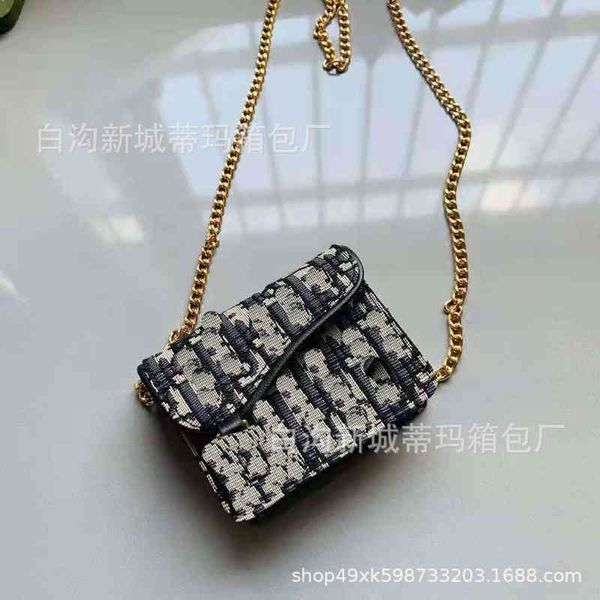 fashion handbags 2022 new d mini saddle bag chain small change korean ins single shoulder messenger bag
fashion handbags 2022 new d mini saddle bag chain small change korean ins single shoulder messenger bag
