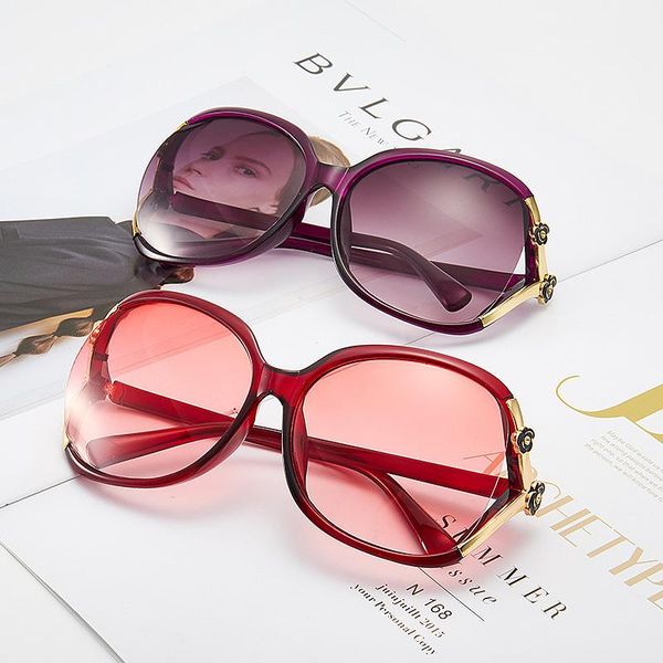 oversized sunglasses for women 2021 summer fashionable sun glasses harajuku ins style vintage uv400 eyewear, White;black
oversized sunglasses for women 2021 summer fashionable sun glasses harajuku ins style vintage uv400 eyewear, White;black