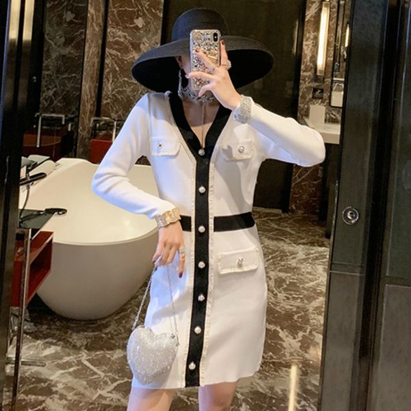 casual dresses autumn french with v-neck cleavage and long sleeve dress in women's knitted waistband thin pocket elegant fashion shirt, Black;gray
casual dresses autumn french with v-neck cleavage and long sleeve dress in women's knitted waistband thin pocket elegant fashion shirt, Black;gray