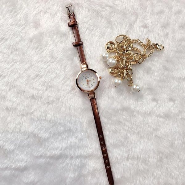 wristwatches crystal zircon thin leather strap quartz watch for women ladies girls mu8669, Slivery;brown
wristwatches crystal zircon thin leather strap quartz watch for women ladies girls mu8669, Slivery;brown